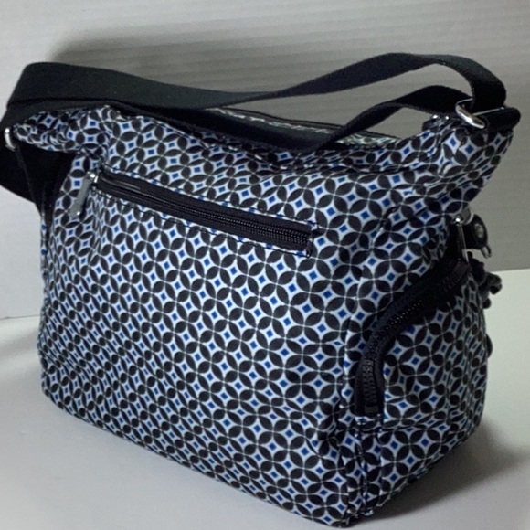 Gabbie Small
Printed Crossbody Bag. New without tag - Picture 9 of 9